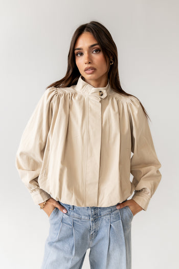 button closure 