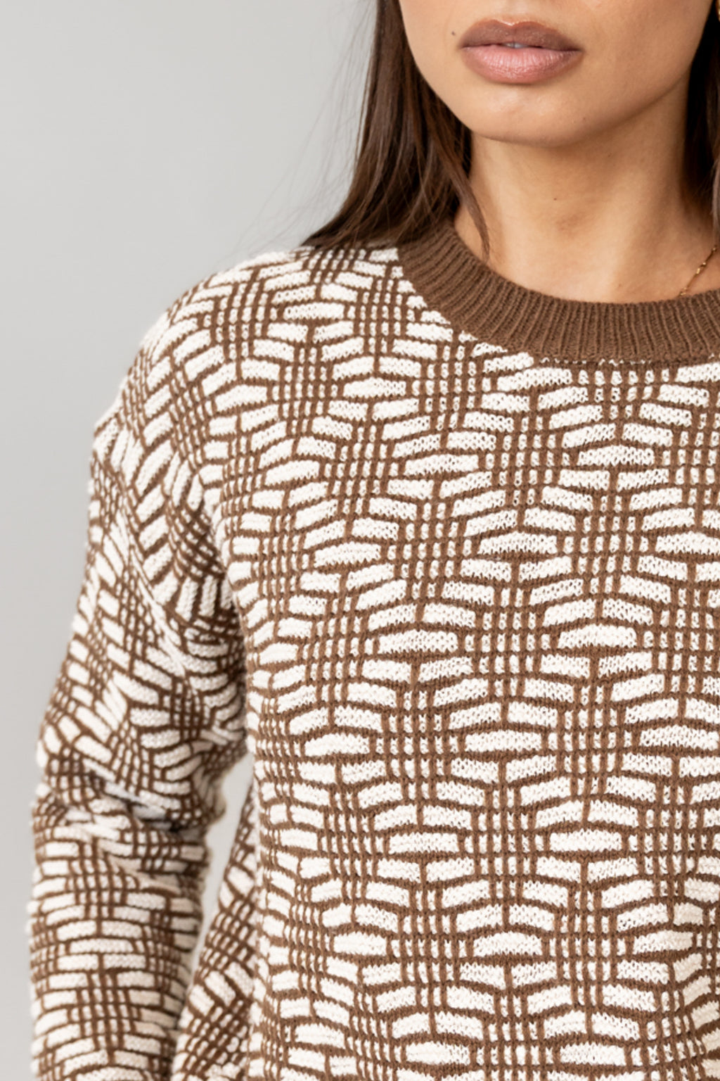 
Contrast Knit Details