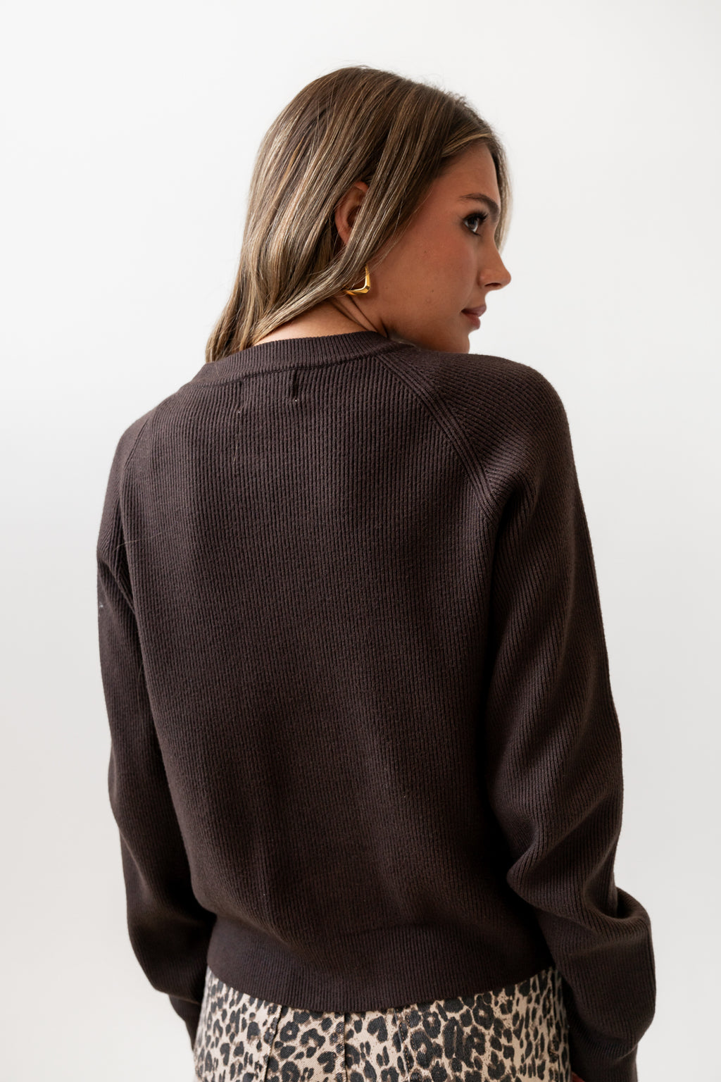 long sleeve brown sweater 