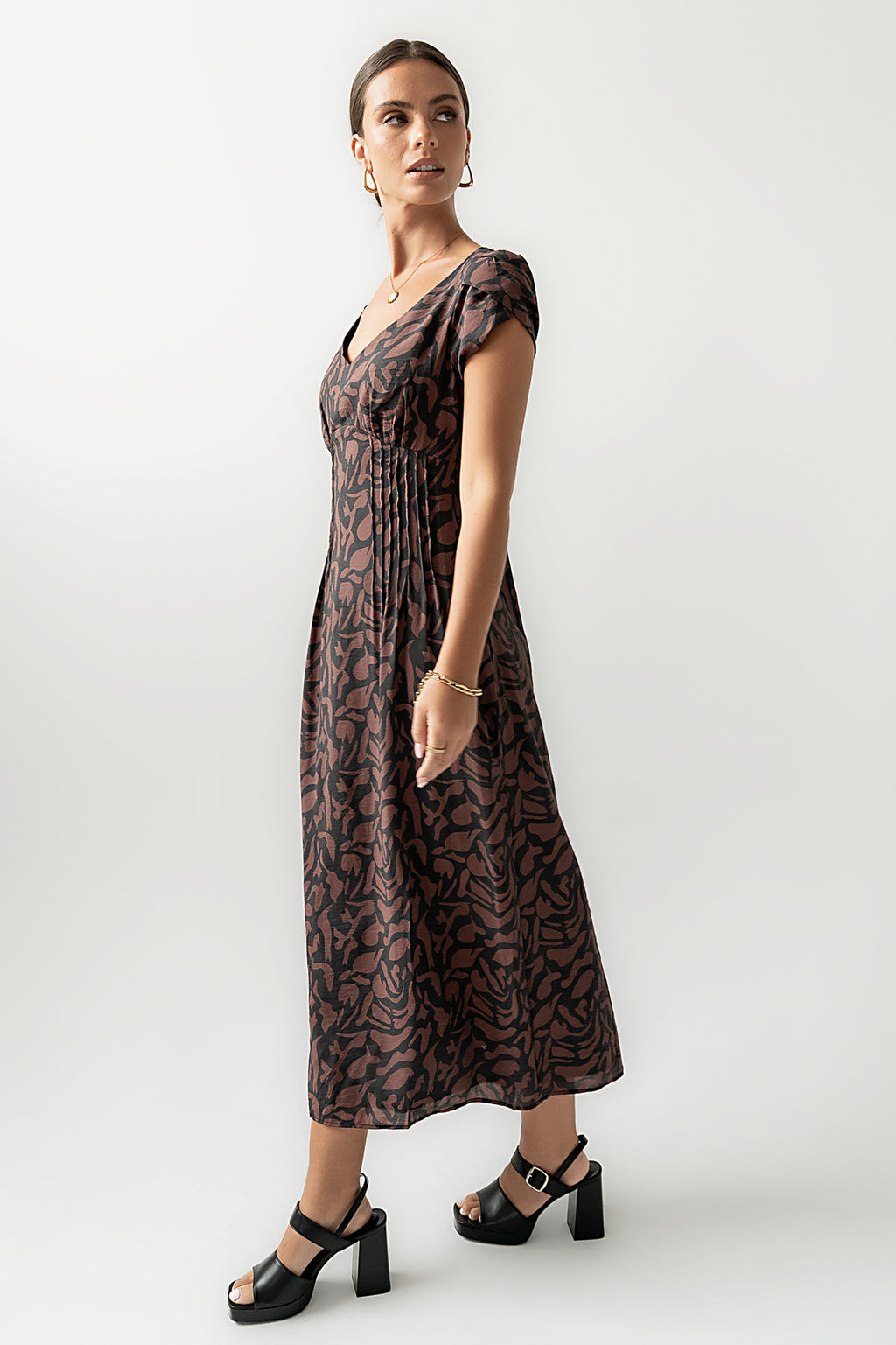 SHORT SLEEVE MAXI DRESS 