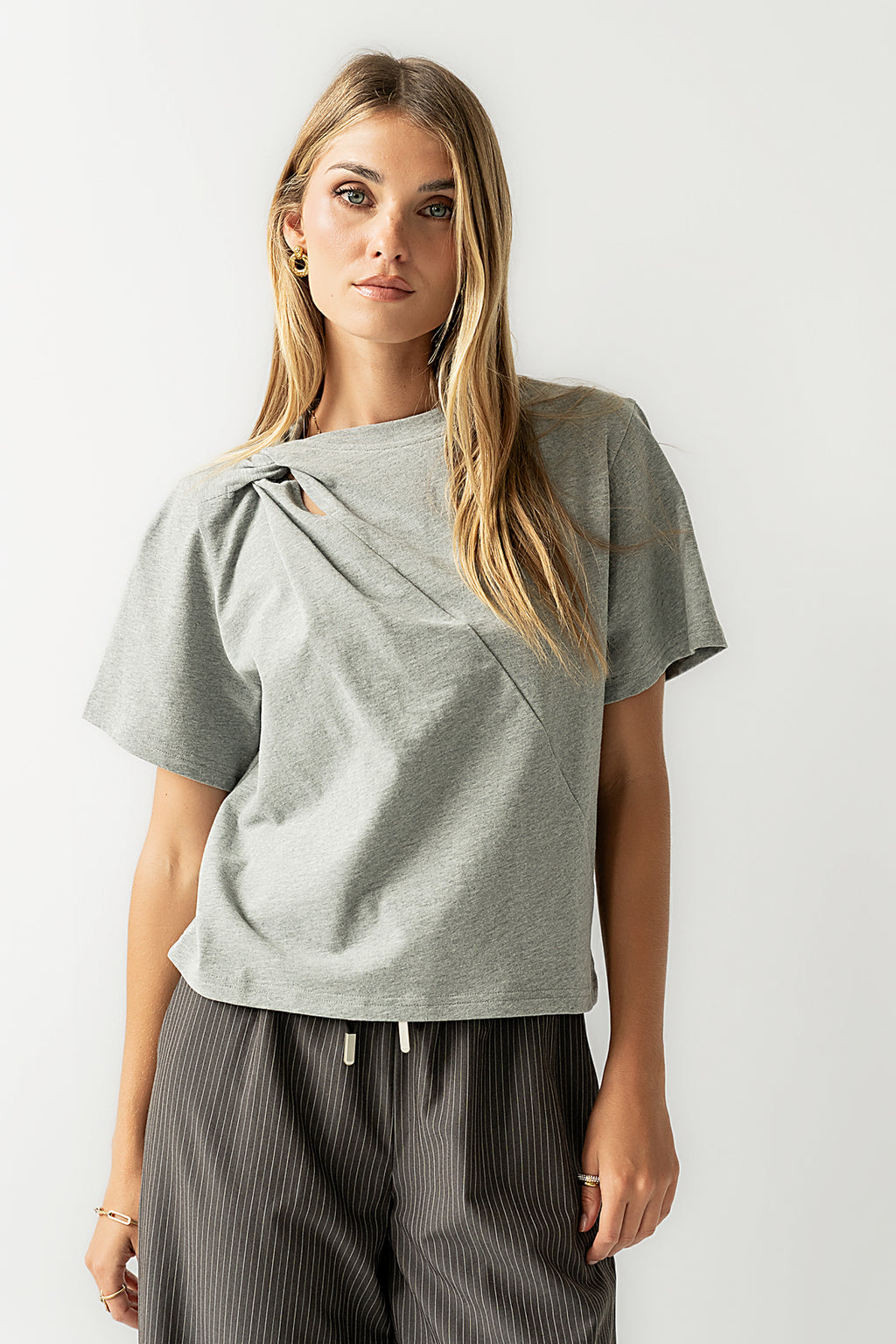Posie Knot Tee in Heather Grey - FINAL SALE