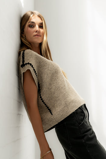 Hazel Embroidered Sweater Top in Oatmeal