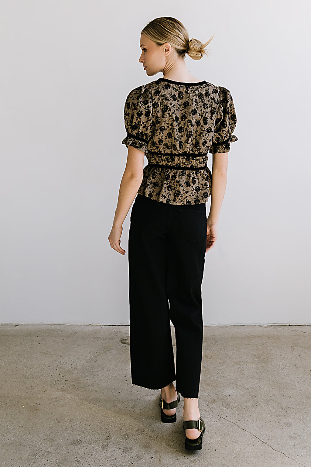Tallie Floral Blouse in Mocha - FINAL SALE