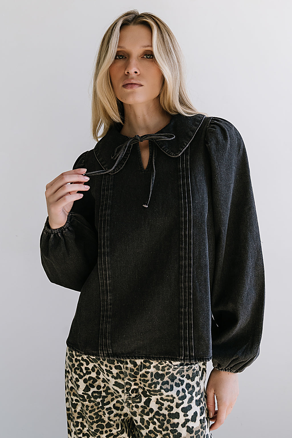 Monique Pleated Blouse in Black