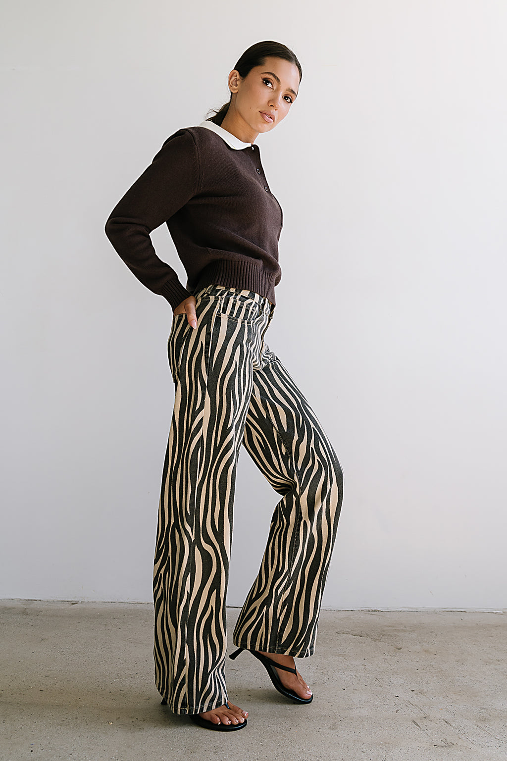 Justine Collared Sweater in Brown - FINAL SALE