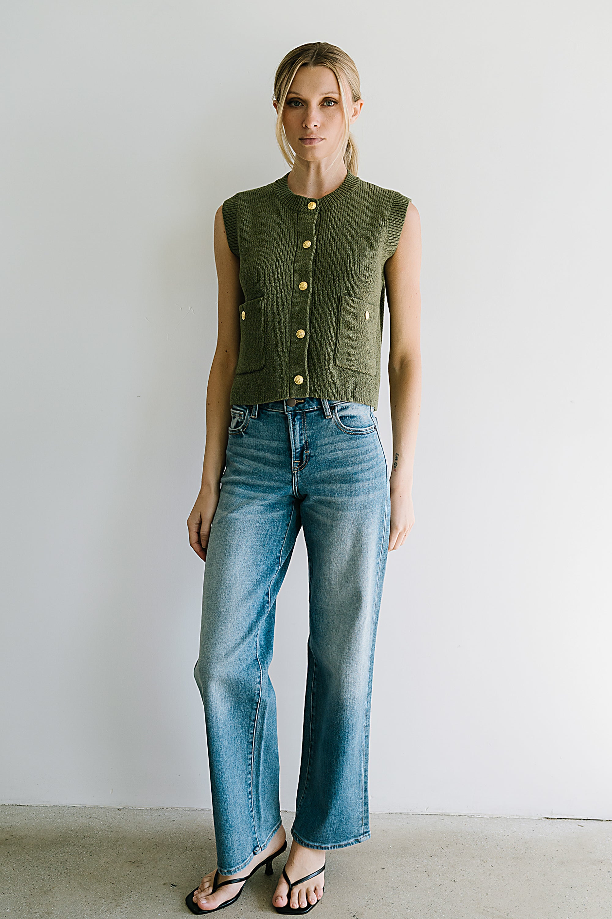 Brooks Knit Vest in Olive