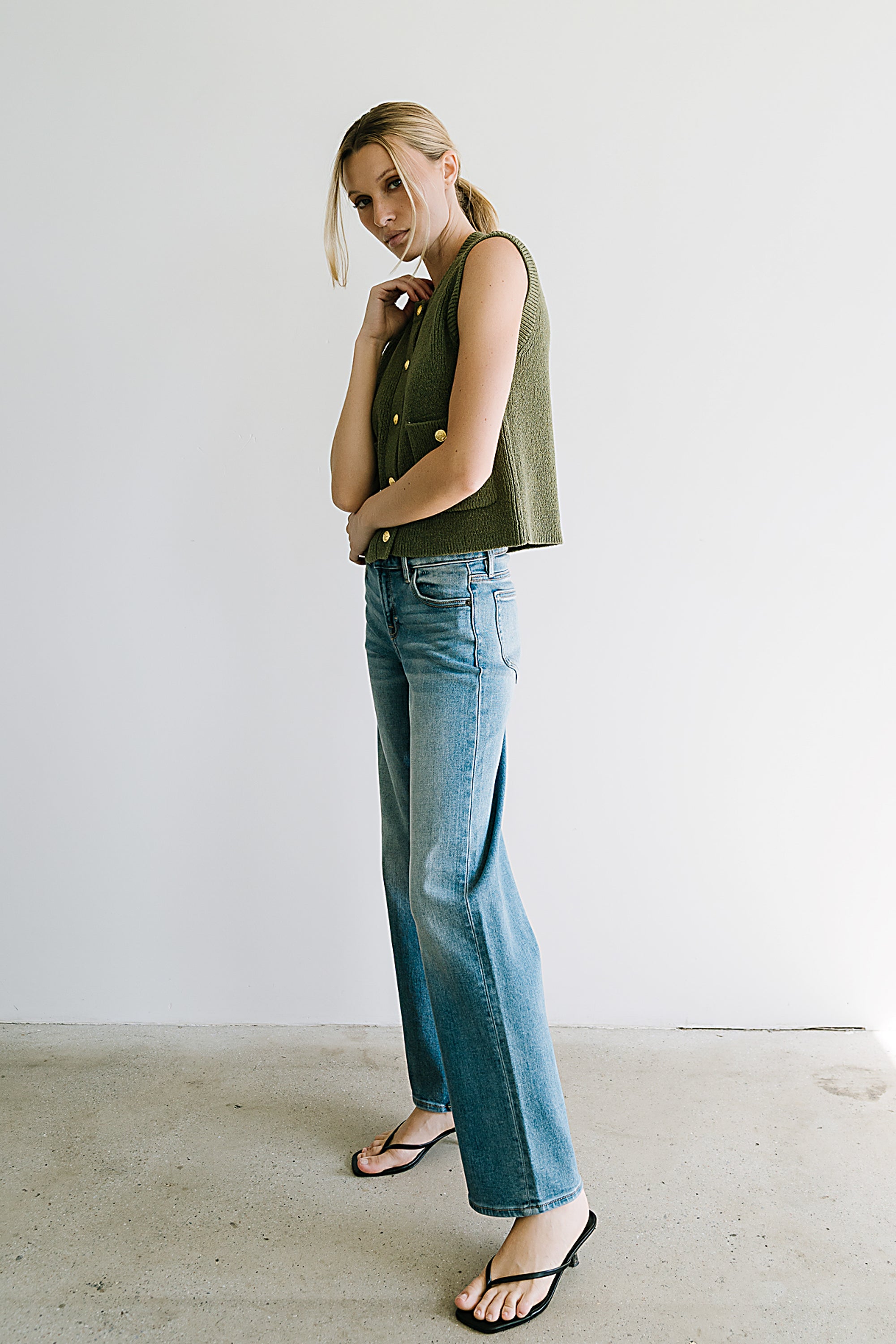 Brooks Knit Vest in Olive