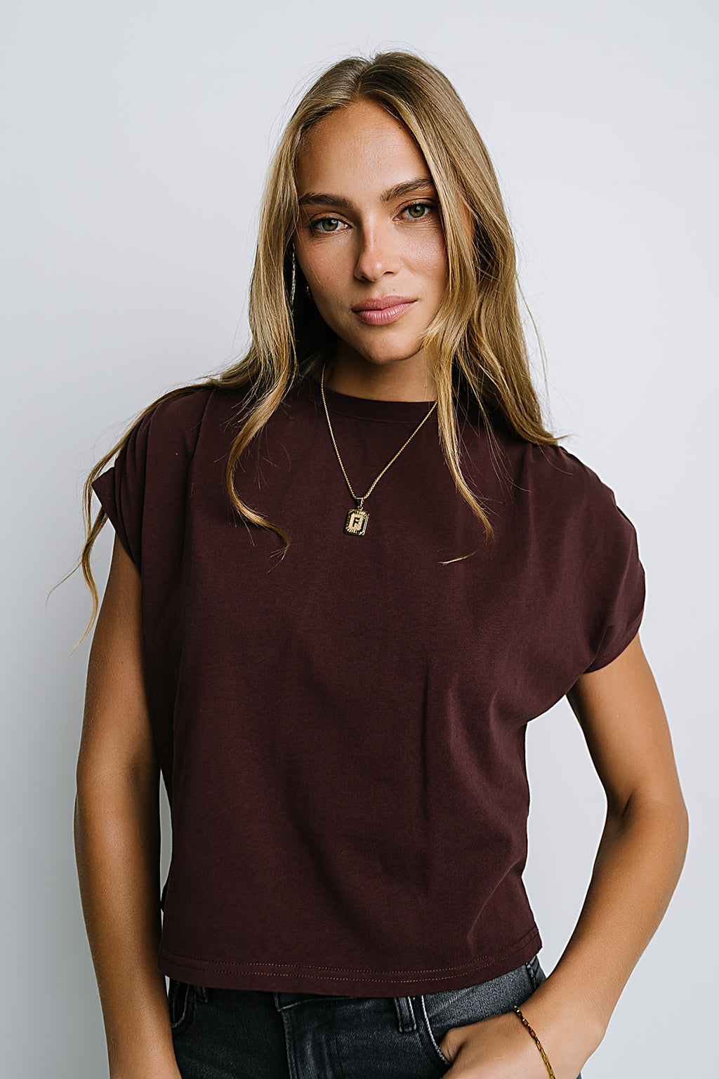 Noelle Ruched Top in Red-Brown