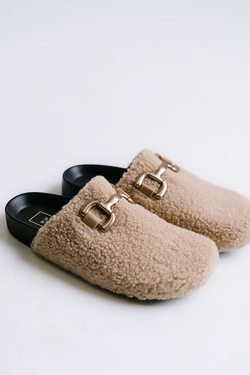 Azalea Clogs in Beige