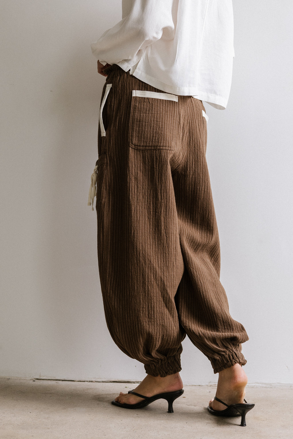 Cozette Striped Baggy Pants in Brown