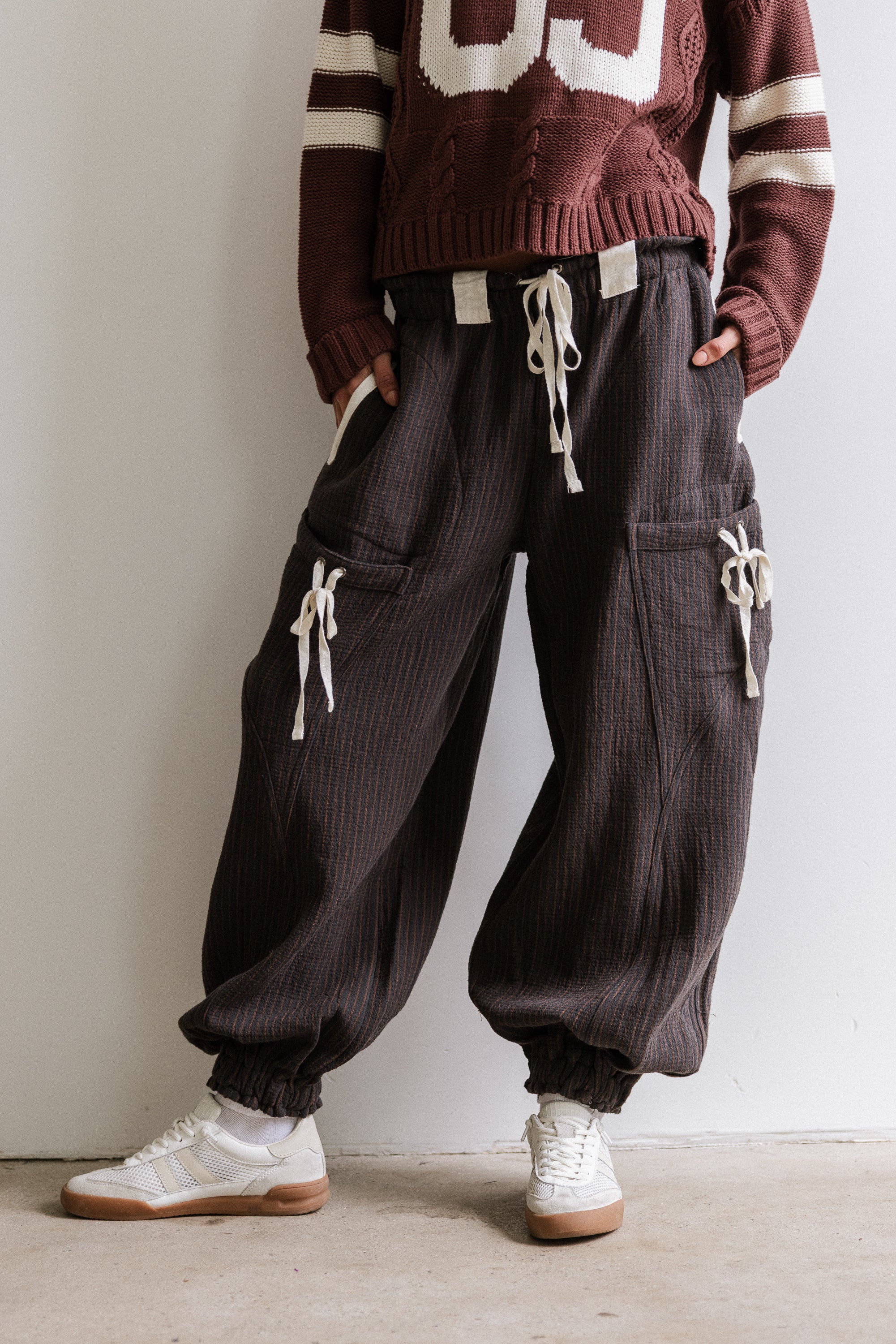 Cozette Striped Baggy Pants in Navy
