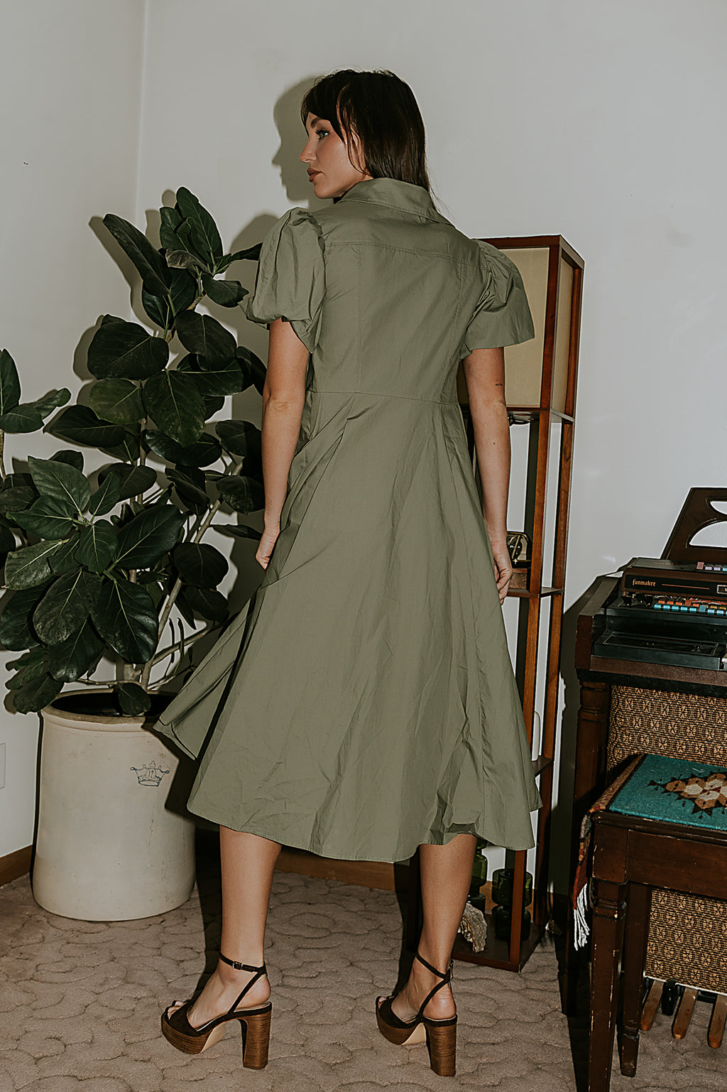 GREEN MIDI DRESS 