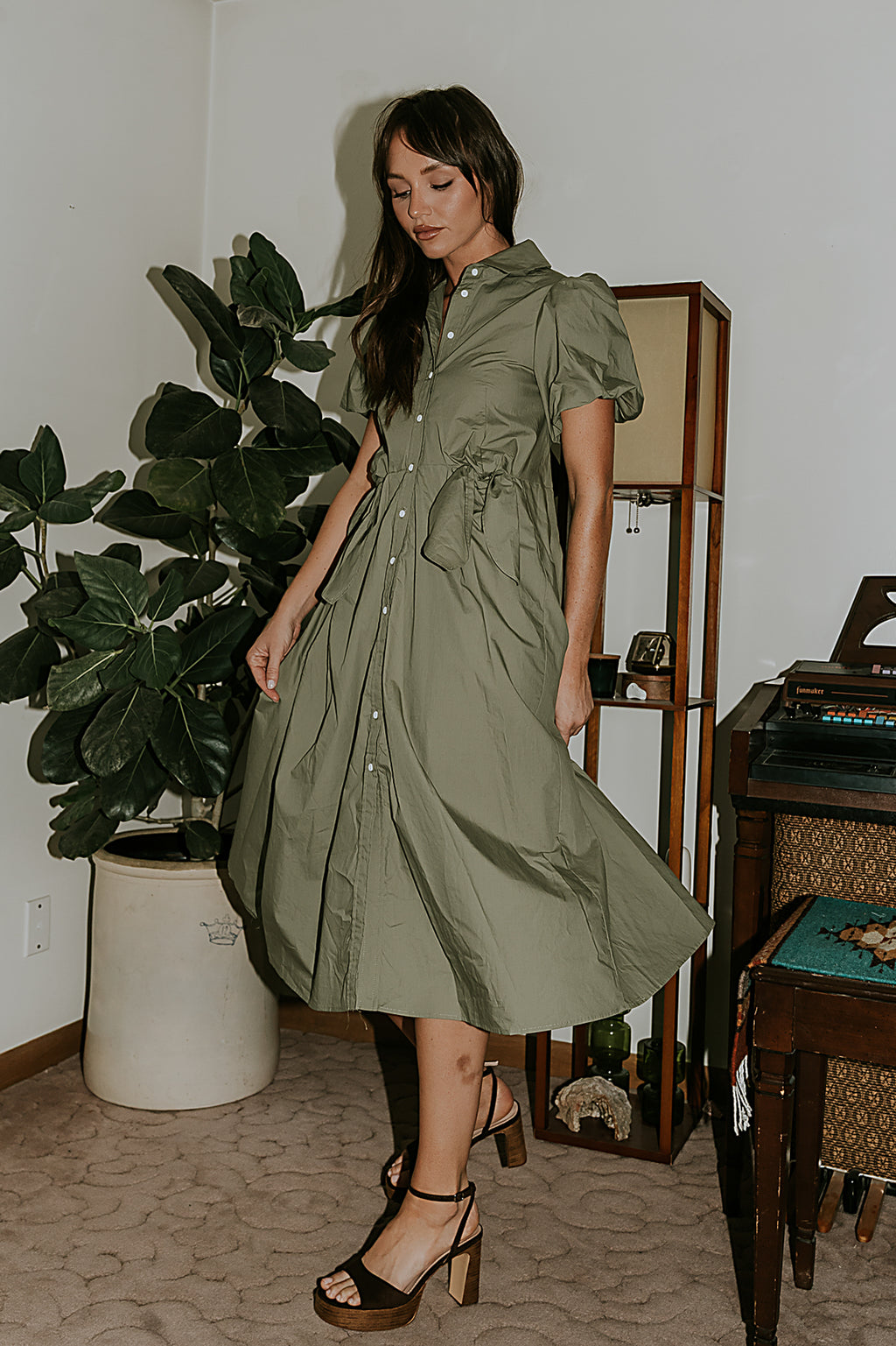 BOW TIES ON SIDES OF DRESS