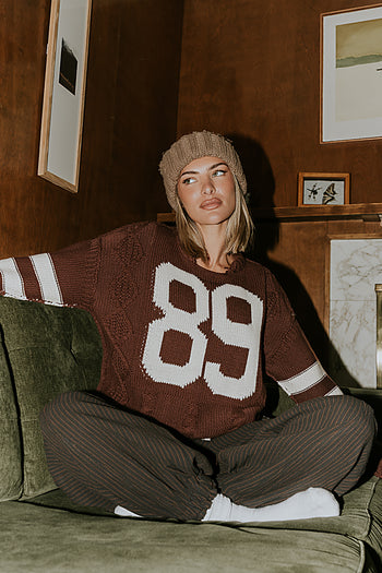  Knit Sweater in Red-Brown