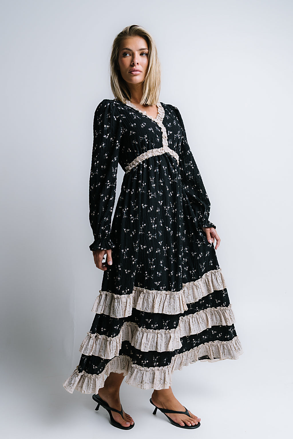 fitted lace wedding dress Farm Rio Floral Chenille Long Sleeve Midi Dress main image 1