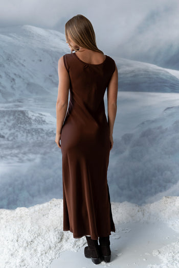 Kesley Maxi Dress in Brown