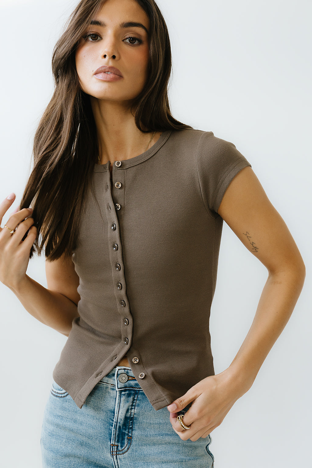 Vestia Button Up Tee in Army Green