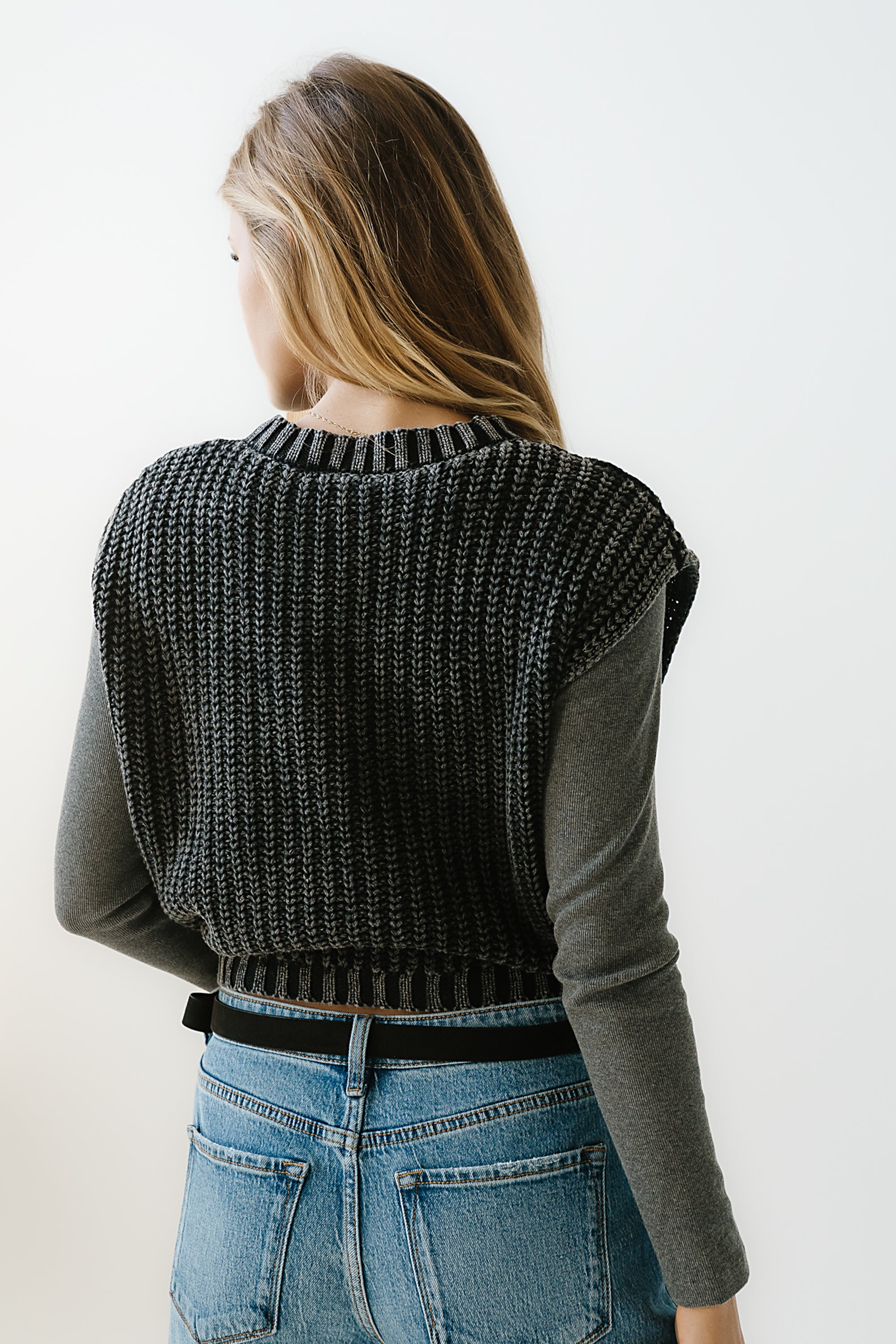 ＜6(ROKU)＞CABLE KNIT VEST/ベスト Rebecca Cable Knit Vest in Charcoal - FINAL SALE