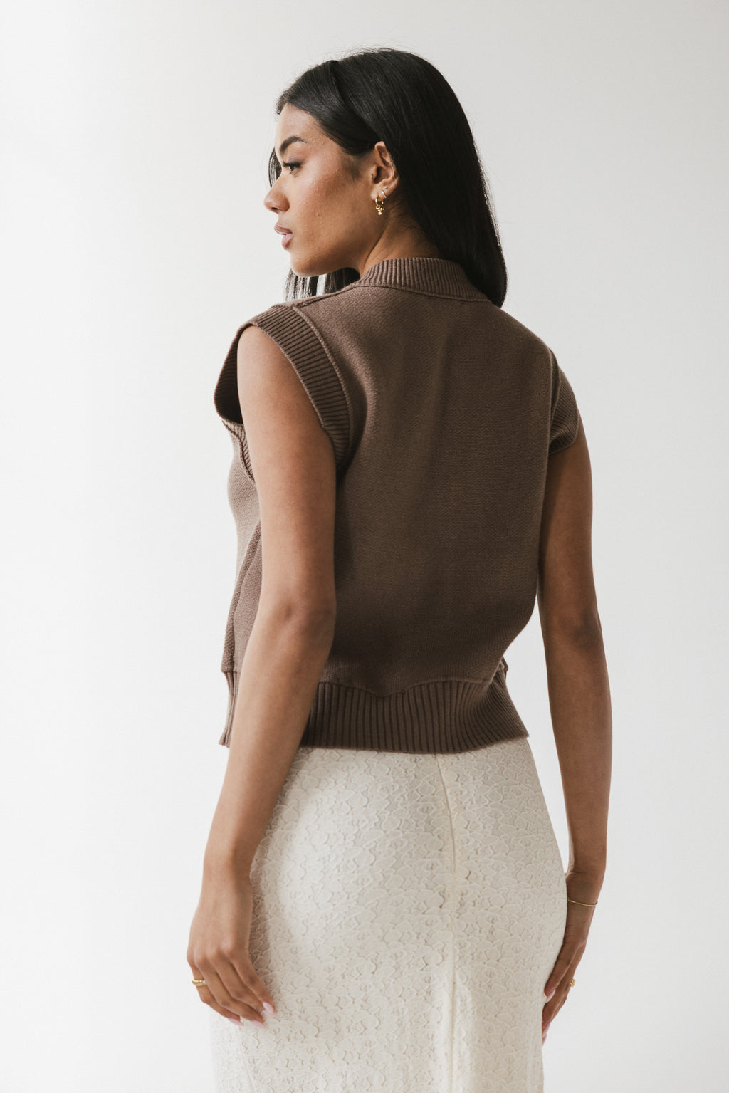 Tori Sweater Vest in Taupe
