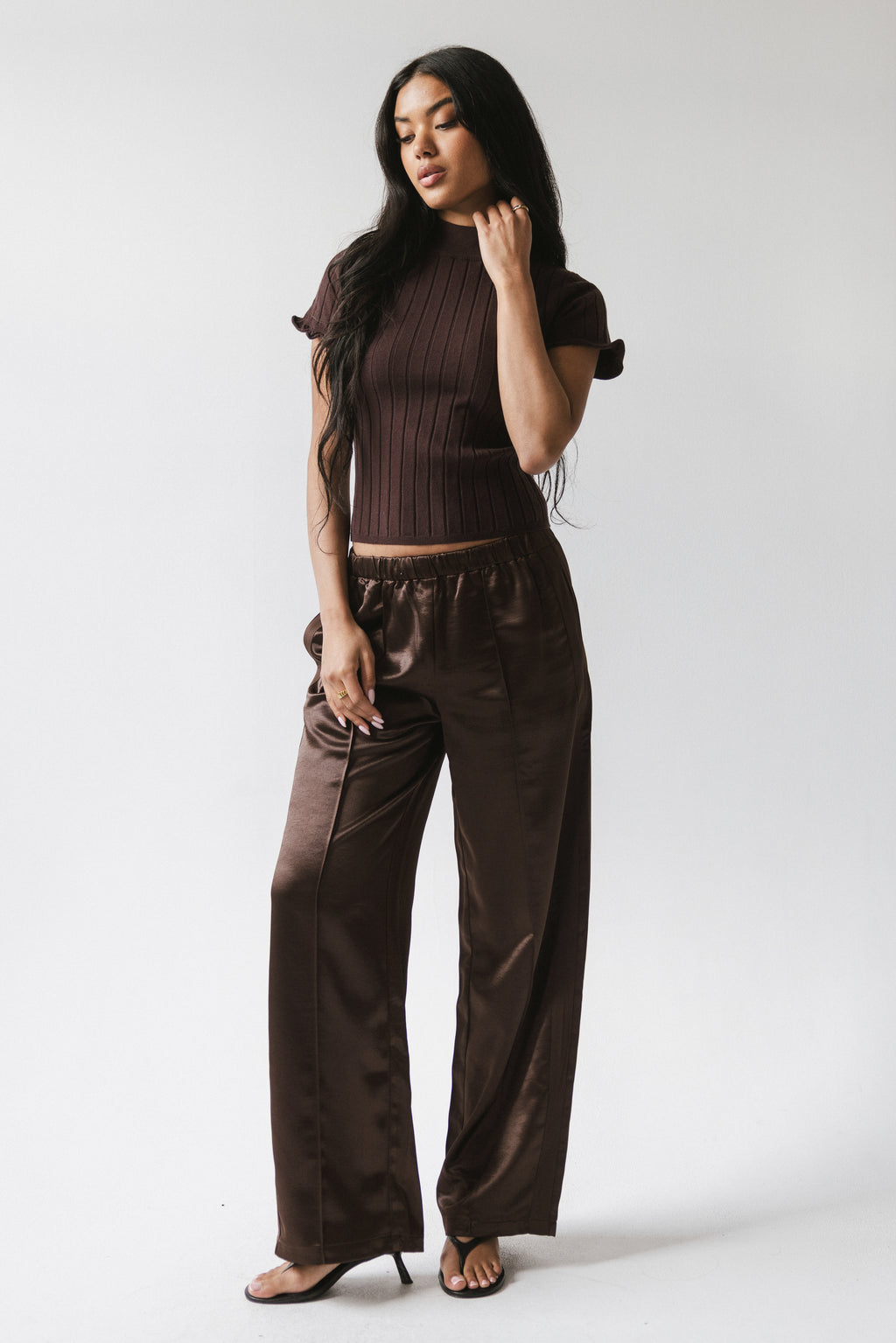 Amara Ribbed Top in Brown