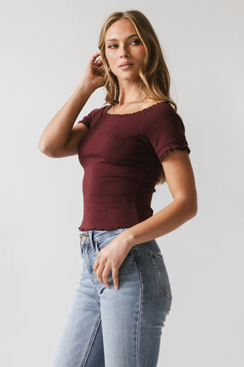 Hannah Lettuce Edge Top in Burgundy