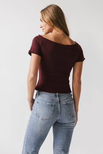 Hannah Lettuce Edge Top in Burgundy