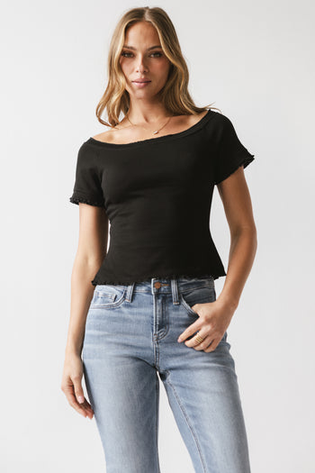 Hannah Lettuce Edge Top in Black
