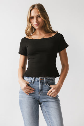 Hannah Lettuce Edge Top in Black