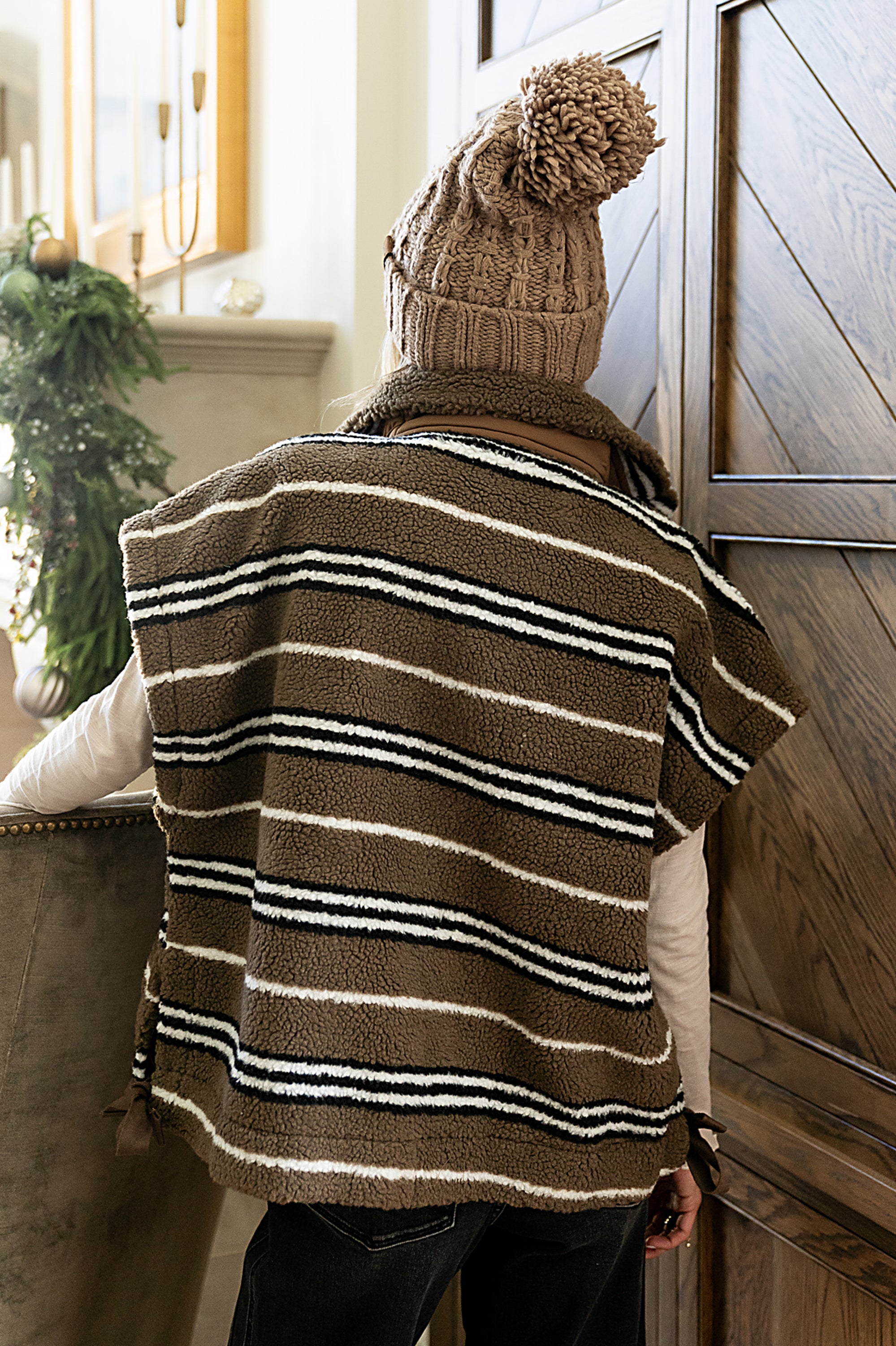 Mellanie Striped Sherpa Vest in Mocha