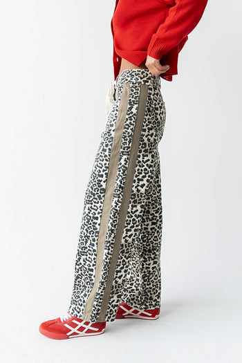 Mellanie Two Toned Baggy Jeans in Leopard