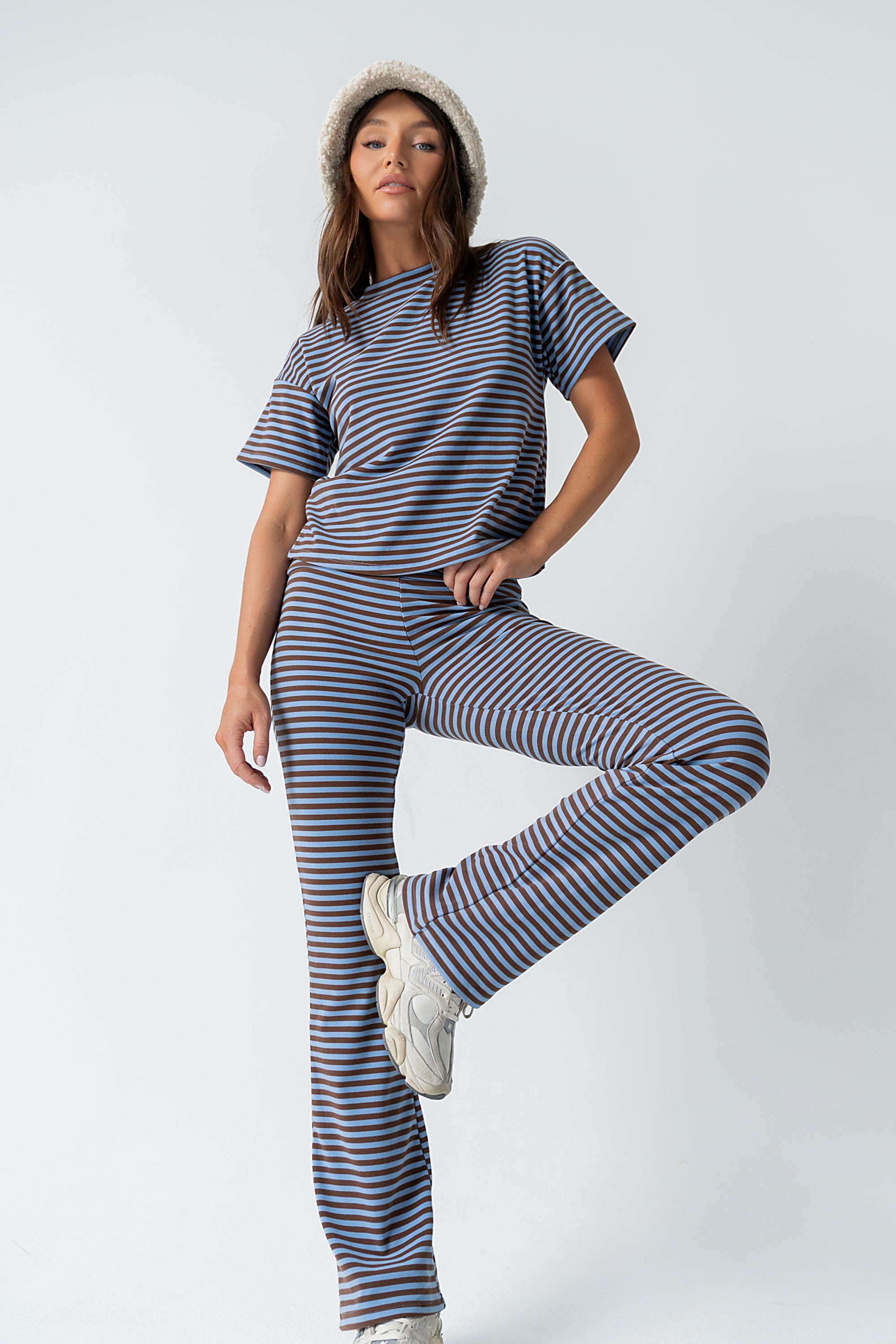 【美品】Bibiy. DONNA STRIPED PANTS Jannet Striped Pants in Blue