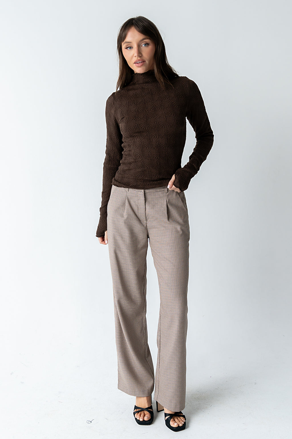 Benny Textured Top in Brown