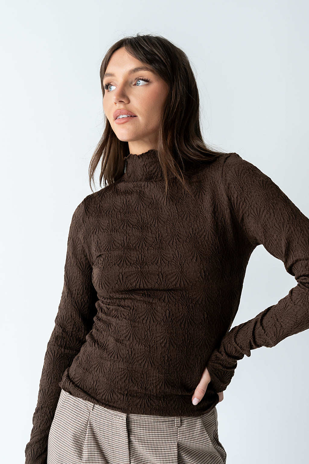 Benny Textured Top in Brown