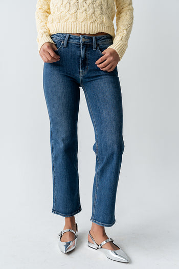 Amanda Straight Leg Jeans in Dark Wash