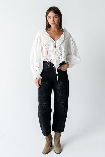 Kinsey Embroidered Barrel Jeans in Faded Black