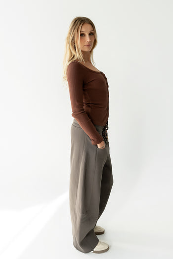 Pura Knit Top in Brown
