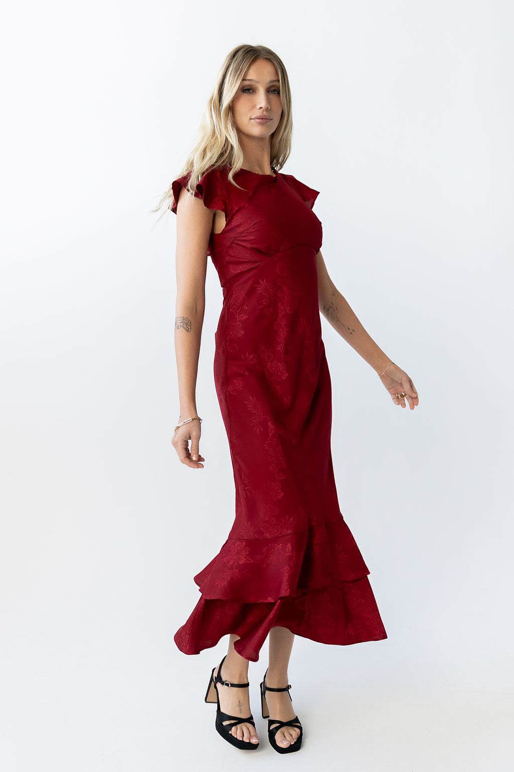 bhme Mateo Floral Maxi Dress in Red - Size Large, Non Stretch Material bhme Mateo Floral Maxi Dress in Red - Size Large, Non Stretch Material