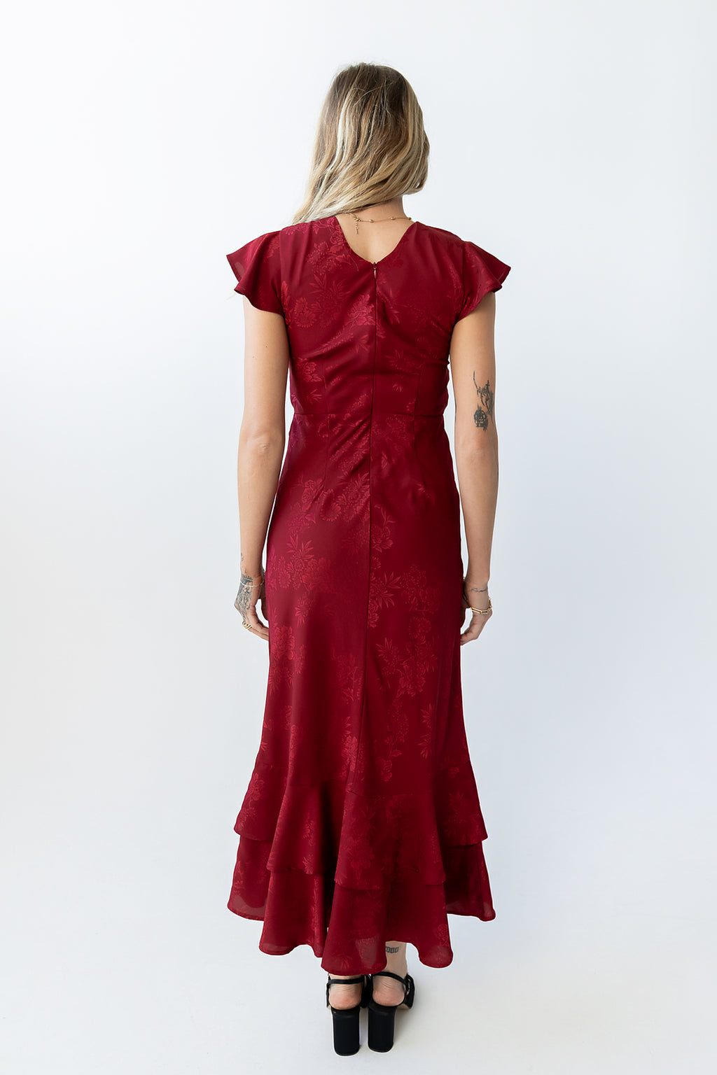 bhme Mateo Floral Maxi Dress in Red - Size Large, Non Stretch Material bhme Mateo Floral Maxi Dress in Red - Size Large, Non Stretch Material