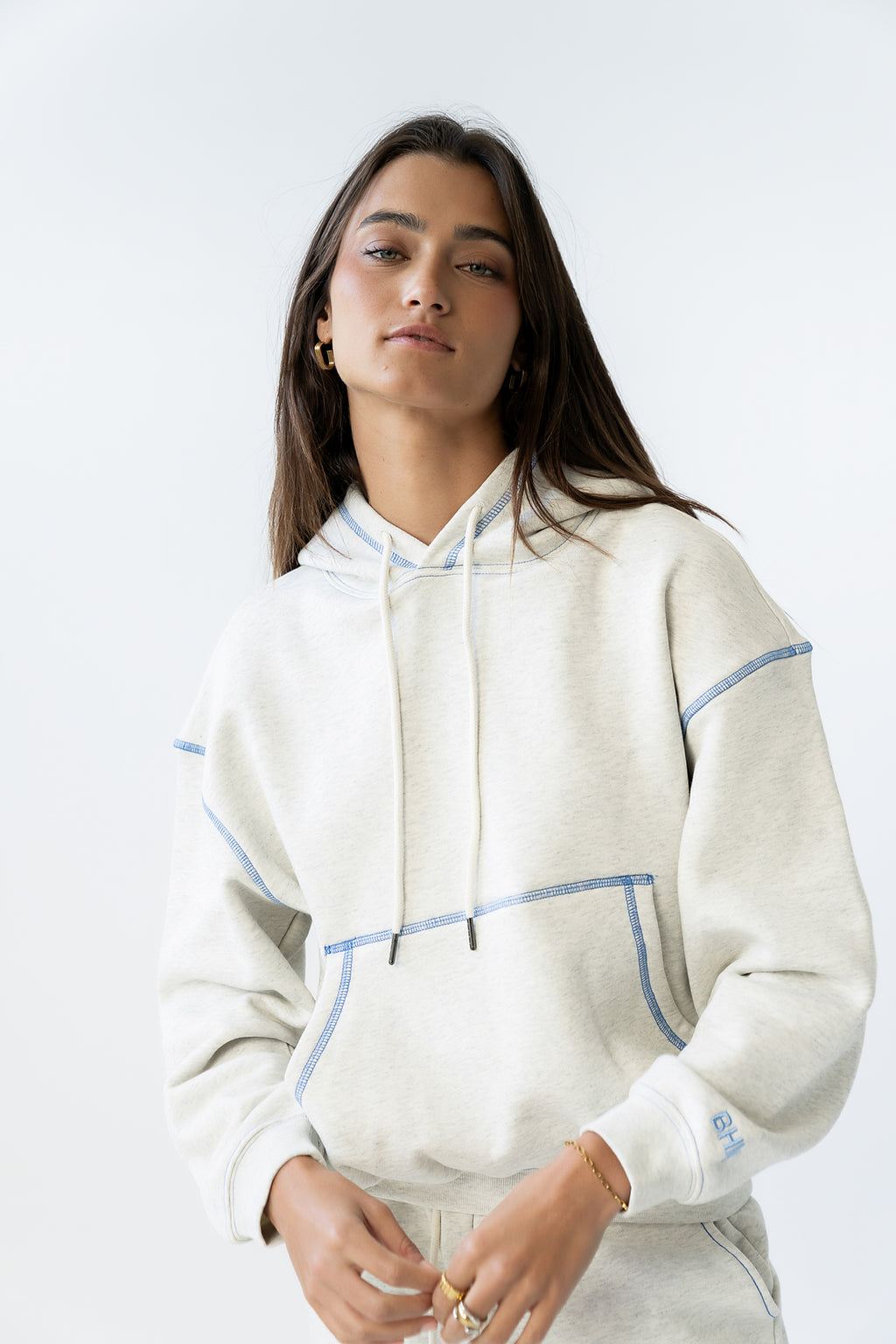 Mozie Contrast Sweatshirt in Grey