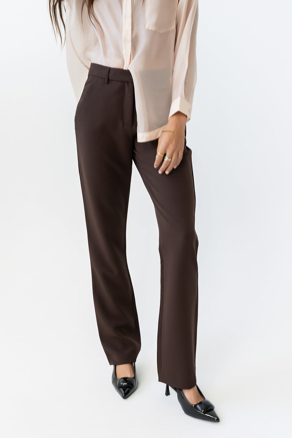 Montie Straight Leg Trousers in Brown
