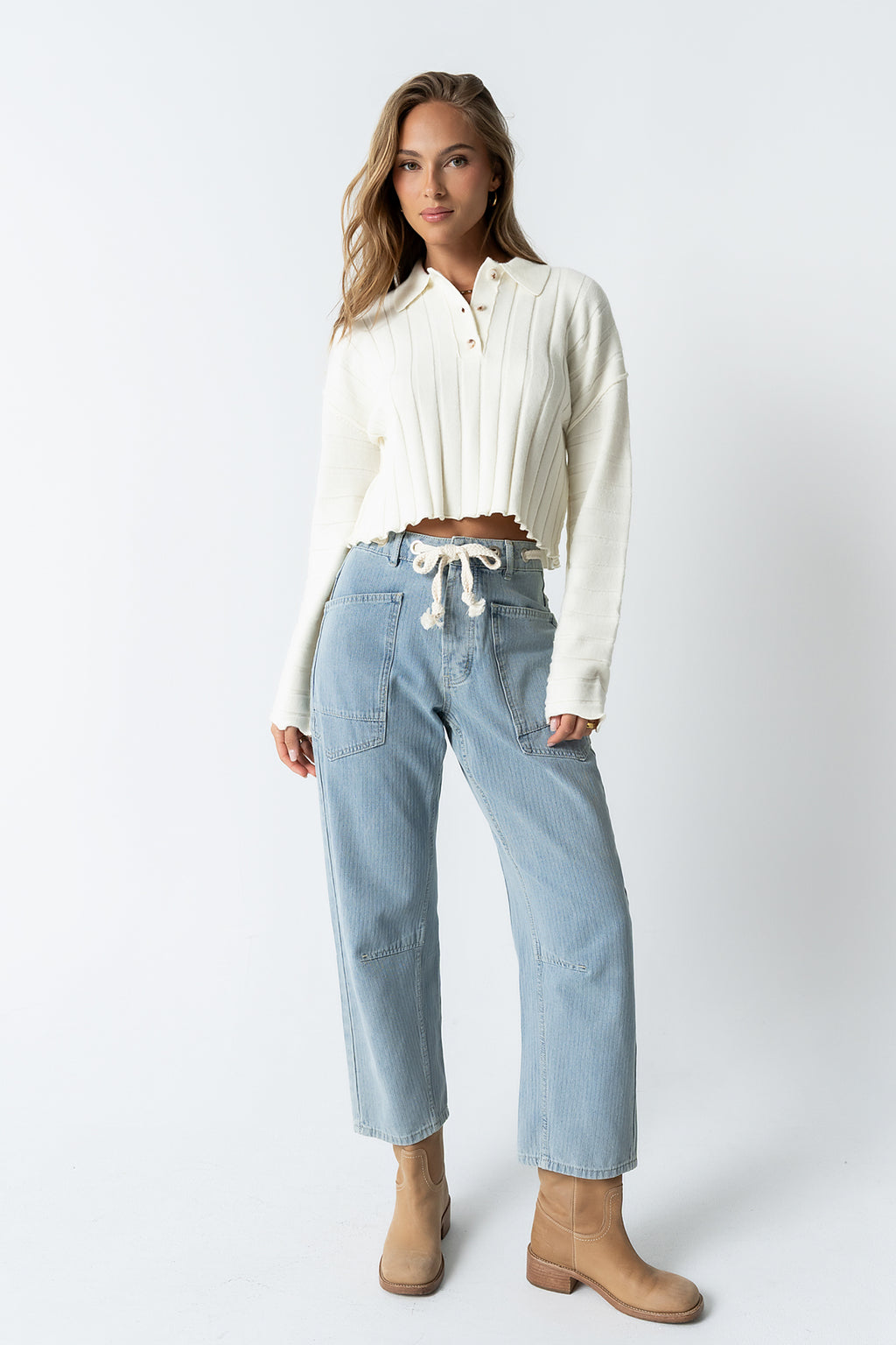 Jocelyn Barrel Jeans in Light Wash