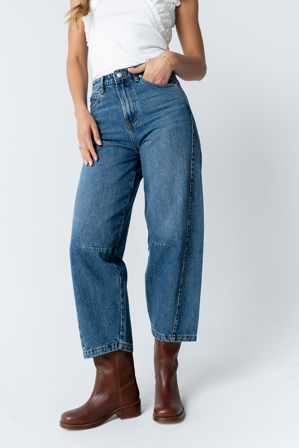 Torri Barrel Jeans