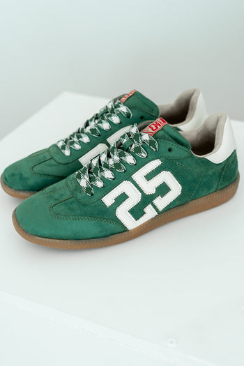 Kelly Retro Sneakers in Green