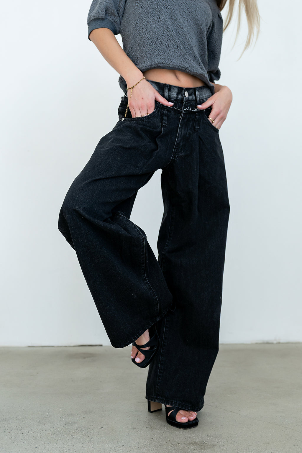 Arabella Wide Leg Jeans in Washed Black
