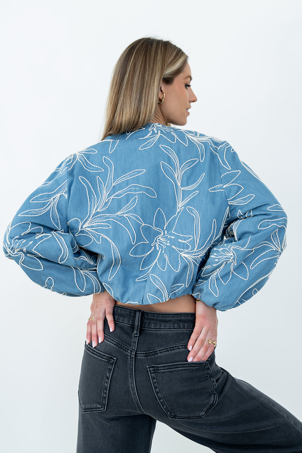 Sidney Embroidered Jacket in Medium Wash