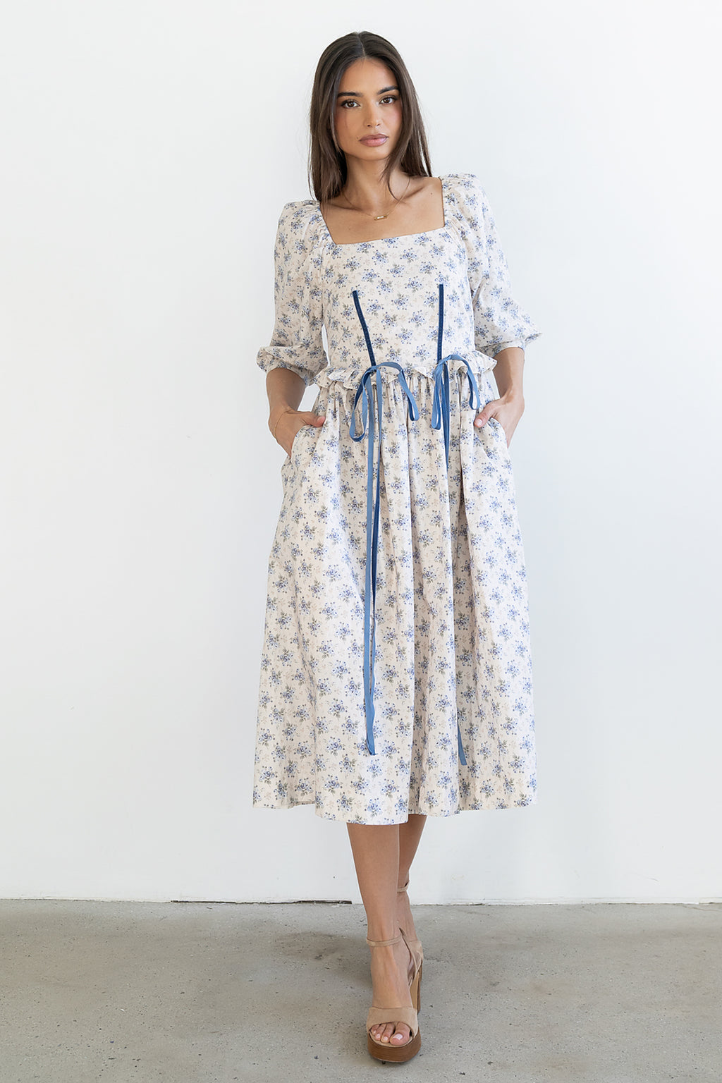 Gloria Floral Midi Dress in Ecru