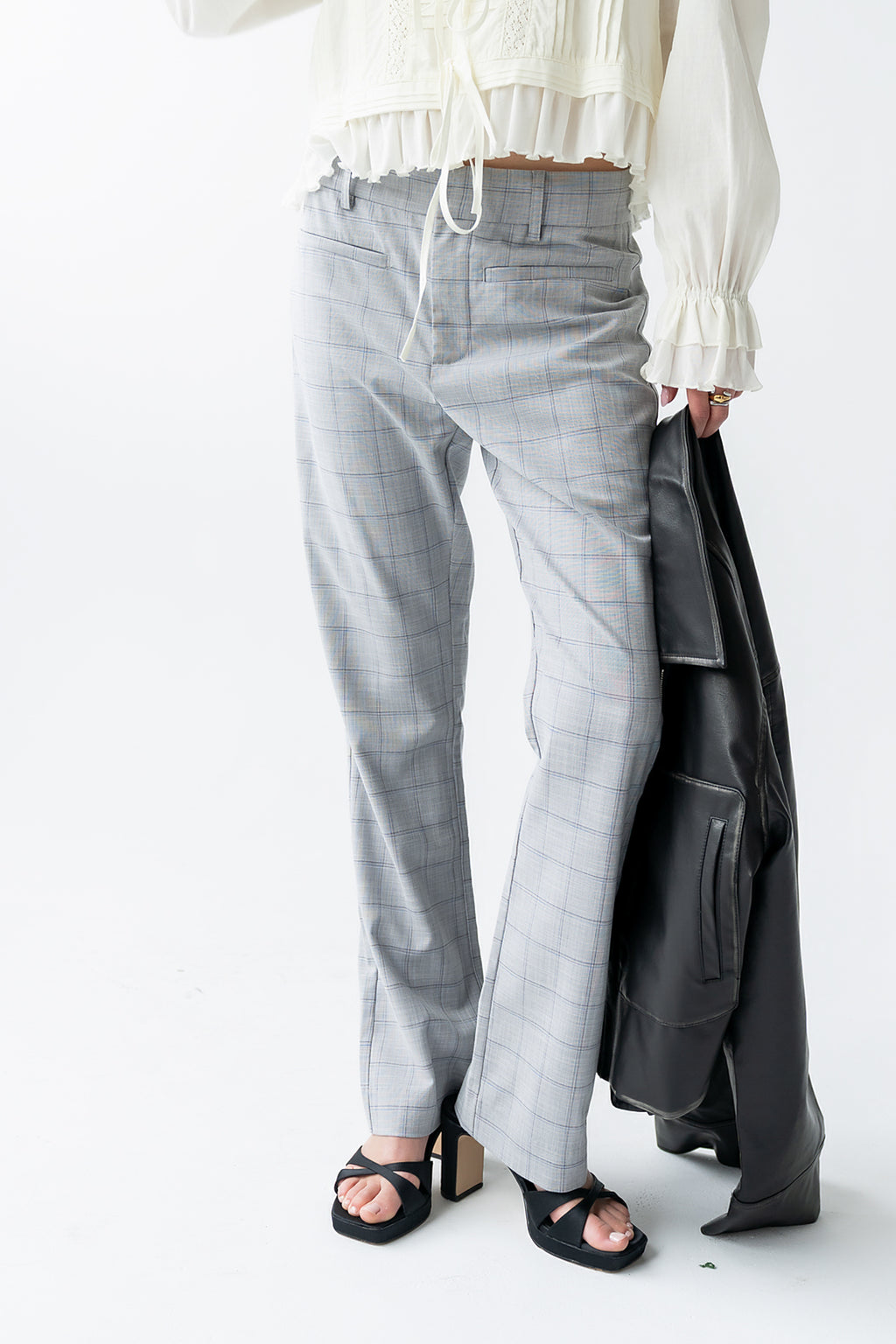 Willow Slim Straight Trouser in Grey