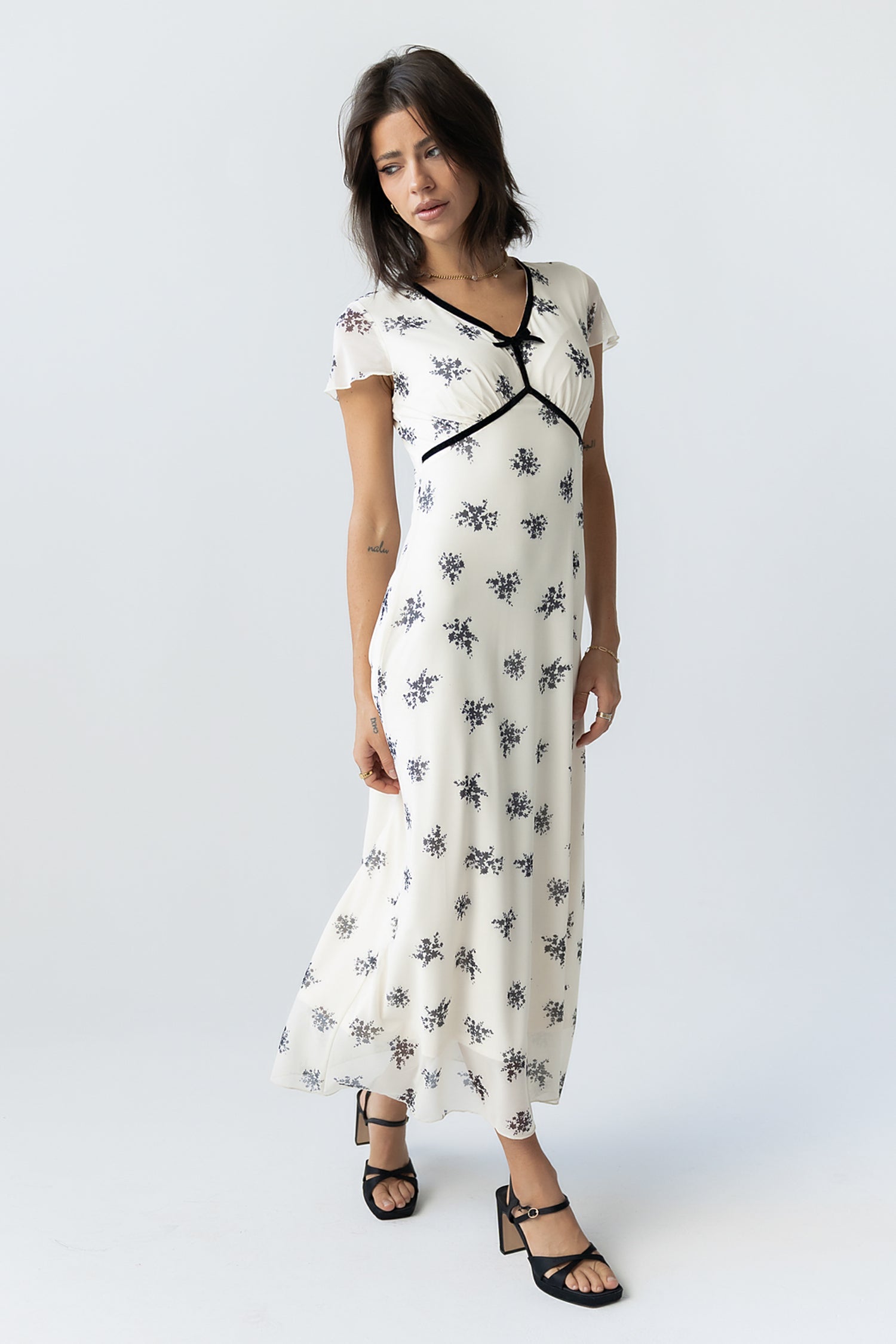 White Floral Dresses