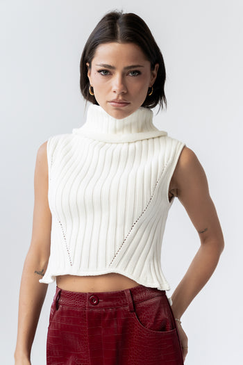 Timothy Sleeveless Sweater in Ivory