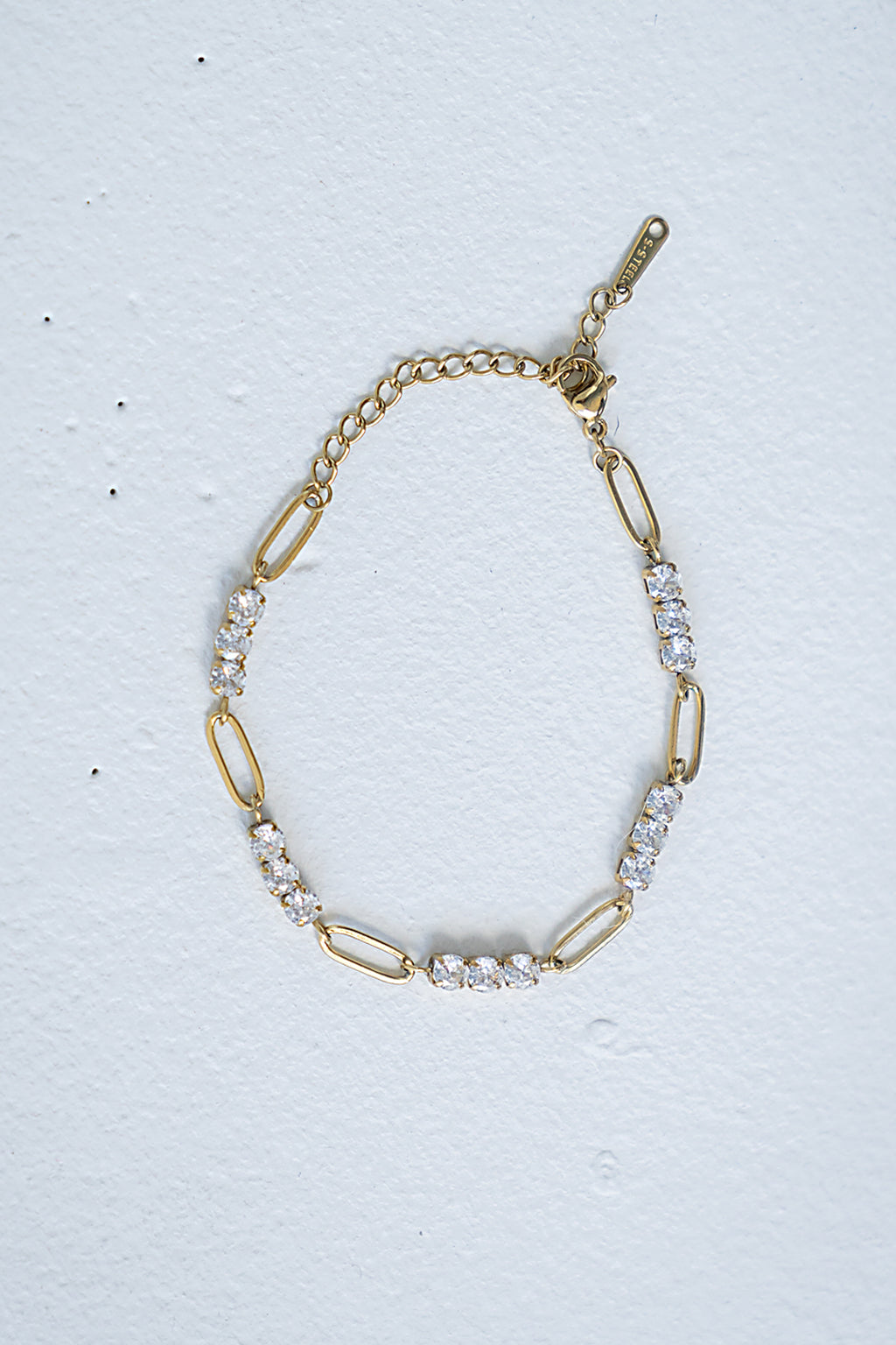 Casey Chain Bracelet in Gold